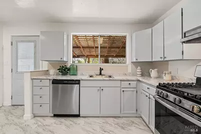 1829 Wright Street, Santa Rosa, CA 95404 - Photo 10