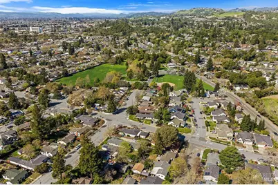 1829 Wright Street, Santa Rosa, CA 95404 - Photo 32