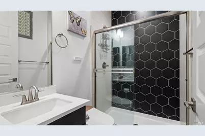 2409 Waterside Drive, Fairfield, CA 94533 - Photo 20