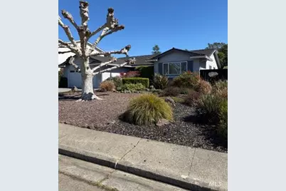 48 Clemente Court, Novato, CA 94945 - Photo 2