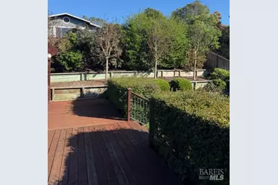 48 Clemente Court, Novato, CA 94945 - Photo 4