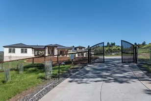 3932 Silver Fox Ct, Santa Rosa, CA 95403 - Photo 4