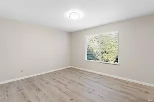 1555 W 3rd St, Santa Rosa, CA 95401 - Photo 28