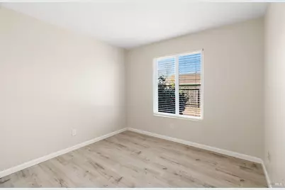 1555 W 3rd Street, Santa Rosa, CA 95401 - Photo 18