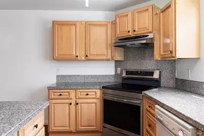 1555 W 3rd Street, Santa Rosa, CA 95401 - Photo 10
