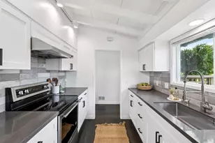 24 Porto Bello Dr, San Rafael, CA 94901 - Photo 16