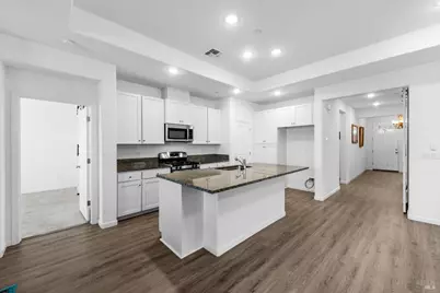 2130 Lark Way, Dixon, CA 95620 - Photo 10