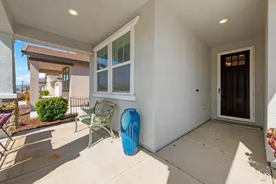 2130 Lark Way, Dixon, CA 95620 - Photo 4