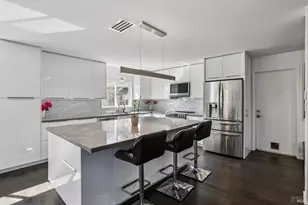 212 Eaton Ct, Benicia, CA 94510 - Photo 2