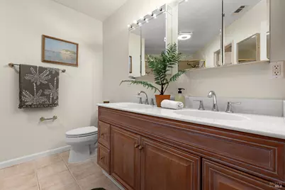 630 Kinglet Street, Suisun City, CA 94585 - Photo 32