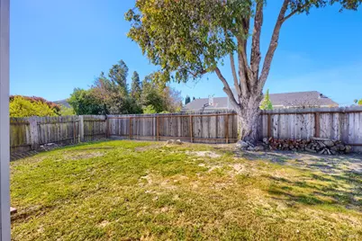 630 Kinglet Street, Suisun City, CA 94585 - Photo 36