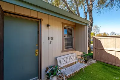 1708 Glenbrook Drive #F, Santa Rosa, CA 95401 - Photo 4
