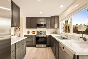 2545 Vista Grande, Fairfield, CA 94534 - Photo 18