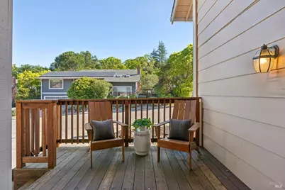34 Plata Court, Novato, CA 94947 - Photo 2