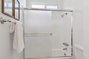 34 Plata Ct, Novato, CA 94947 - Photo 32