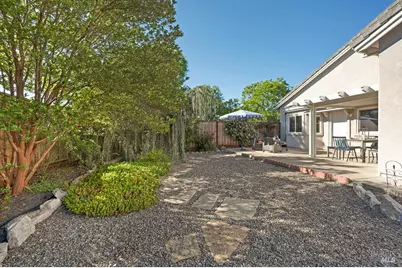 956 Allen Street, Petaluma, CA 94954 - Photo 38