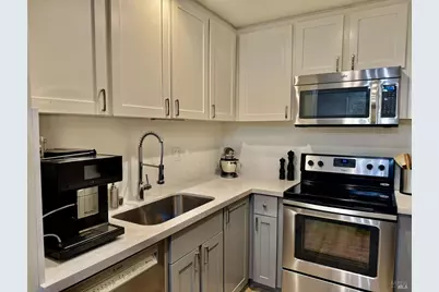 100 Marin Center Drive #31, San Rafael, CA 94903 - Photo 8