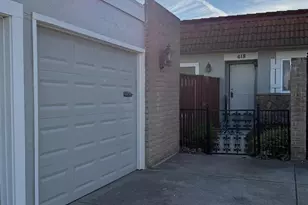 618 Yellowstone Dr, Vacaville, CA 95687 - Photo 2