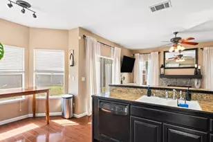 238 Harvest Dr, Vacaville, CA 95687 - Photo 14