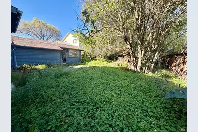 1045 Fourth Street, Novato, CA 94945 - Photo 8