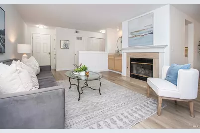 230 Pelican Lane, Novato, CA 94949 - Photo 2