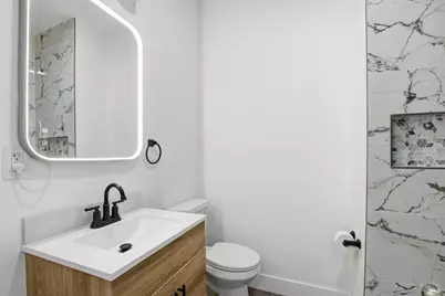 8825 D Street, Oakland, CA 94621 - Photo 24