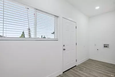 8825 D Street, Oakland, CA 94621 - Photo 32