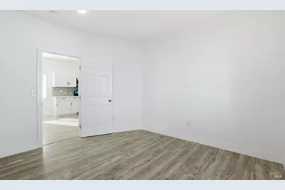 8825 D Street, Oakland, CA 94621 - Photo 30