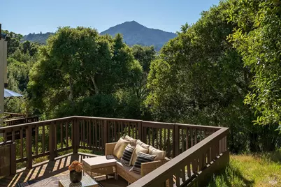 60 Corte Oriental, Greenbrae, CA 94904 - Photo 2