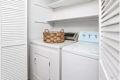 60 Corte Oriental, Greenbrae, CA 94904 - Photo 22