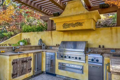 2395 Pickett Road, Calistoga, CA 94515 - Photo 32