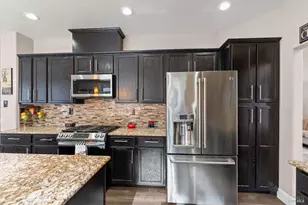 976 Cashel Cir, Vacaville, CA 95688 - Photo 8