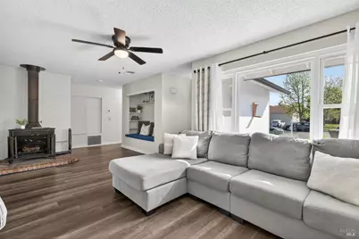 9865 Sunray Place, Windsor, CA 95492 - Photo 10