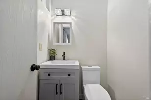 9865 Sun Ray Pl, Windsor, CA 95492 - Photo 18