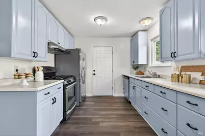 9865 Sunray Place, Windsor, CA 95492 - Photo 12