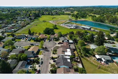 9865 Sunray Place, Windsor, CA 95492 - Photo 30