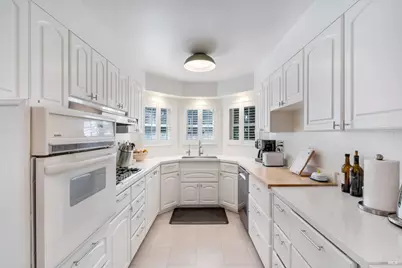 1304 Banks Avenue, Napa, CA 94559 - Photo 8