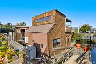 1 Issaquah Dock, Sausalito, CA 94965 - Photo 26