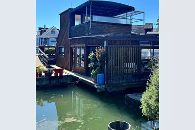 1 Issaquah Dock, Sausalito, CA 94965 - Photo 18