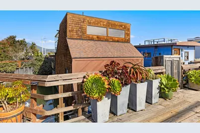 1 Issaquah Dock, Sausalito, CA 94965 - Photo 26