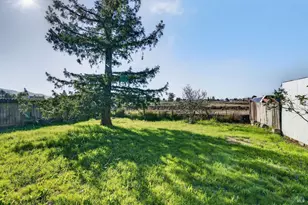 1128 Hearn Ave, Santa Rosa, CA 95407 - Photo 22