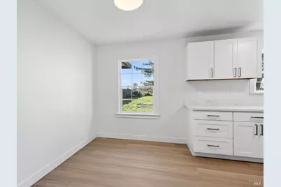 1128 Hearn Avenue, Santa Rosa, CA 95407 - Photo 8