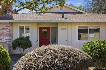 43 Aspen Meadows Circle, Santa Rosa, CA 95409 - Photo 2