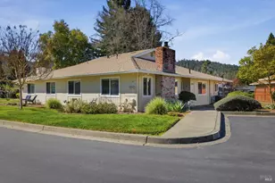 43 Aspen Meadows Cir, Santa Rosa, CA 95409 - Photo 2