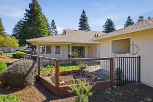 43 Aspen Meadows Cir, Santa Rosa, CA 95409 - Photo 6