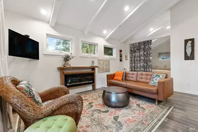 821 Prince Avenue, Healdsburg, CA 95448 - Photo 18