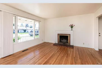 2122 Janette Drive, Napa, CA 94558 - Photo 2