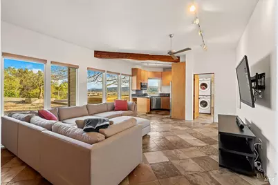 23121 Vineyard Road, Geyserville, CA 95441 - Photo 30