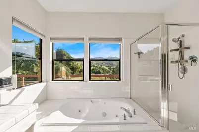 6271 Meadowstone Drive, Santa Rosa, CA 95409 - Photo 10