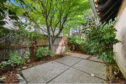 91 Grande Paseo, San Rafael, CA 94903 - Photo 14